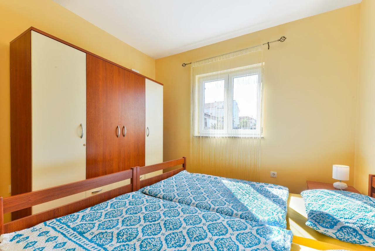 Apartments Dakovic Pakoštane Extérieur photo